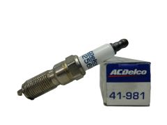Bougie 41-981 ACDelco Cadillac Buick GMC