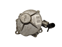 Vacuümpomp 8200683982 2.0 DCI Renault Nissan Bosch