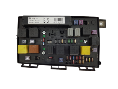 Zekeringenkast 13145039 5DK008668-30 Opel GM Hella