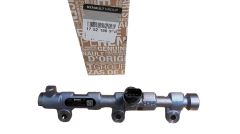 Brandstofrail Origineel 175215697R Renault