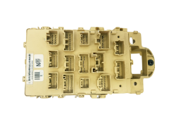 Zekeringenkast Toyota 82730-0D020-A 31576
