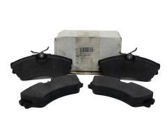 Remblokken Voor Nieuw Origineel Volkswagen T4 701698151C
