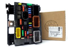 Zekeringenkast Nieuw Origineel Citroen Peugeot C4 C6 407 9807028580