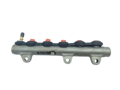 Brandstofrail Bosch Renault 0445214155 8200842432 2.0 DCI