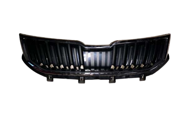 Radiateur Grille Doe Skoda Karoq 57A853653 88531849102 DPA main product photo